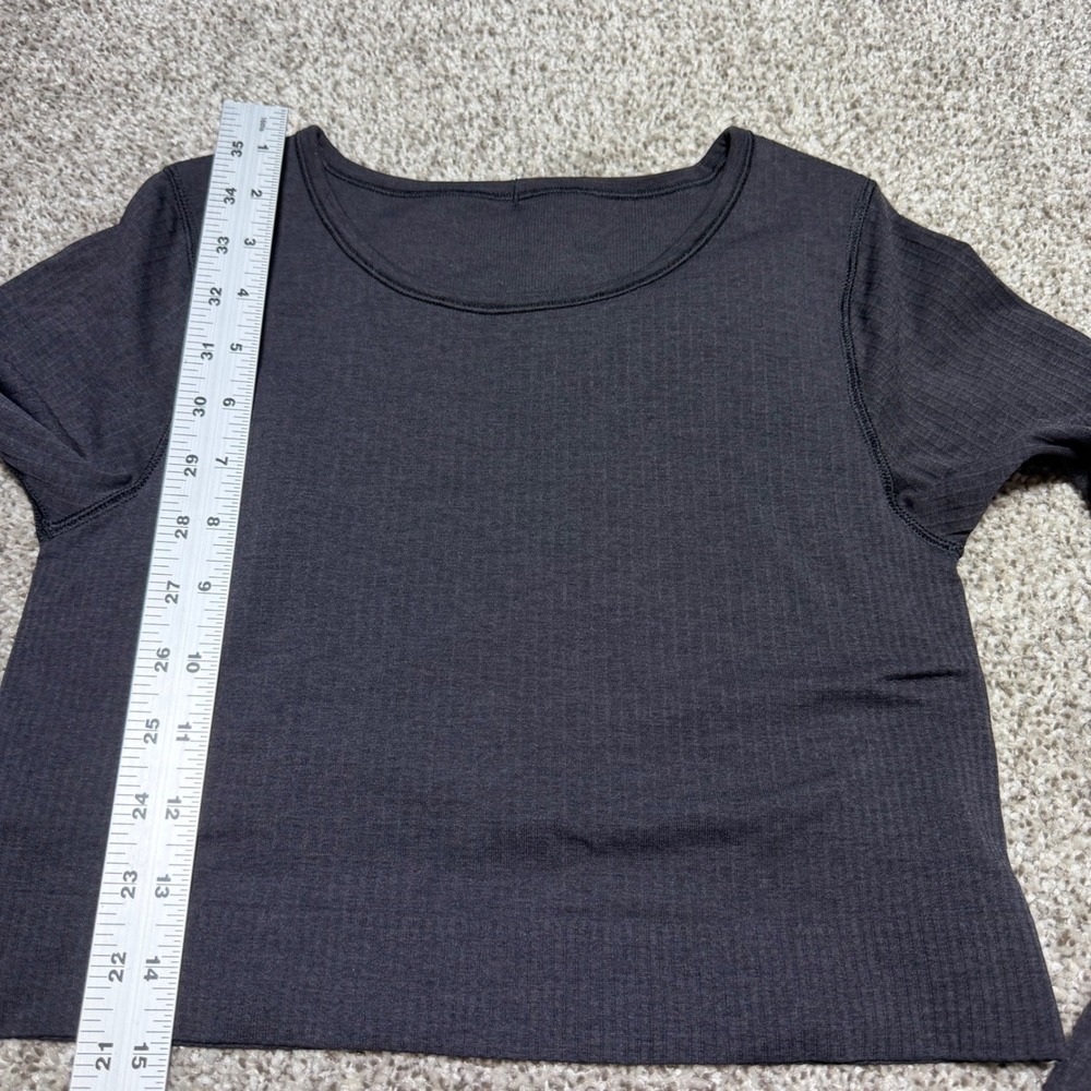 Lululemon Ebb to Street Long Sleeve Black W3DZNS Women 6 Crop Rib Built in Bra - Picture 8 of 9